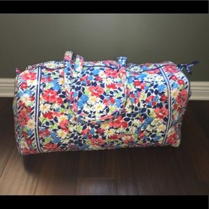Vera Bradley XLarge Duffle Bag - Summer Cottage
